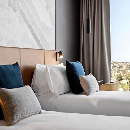 Citadines Walker North Sydney Aparthotel Exterior photo
